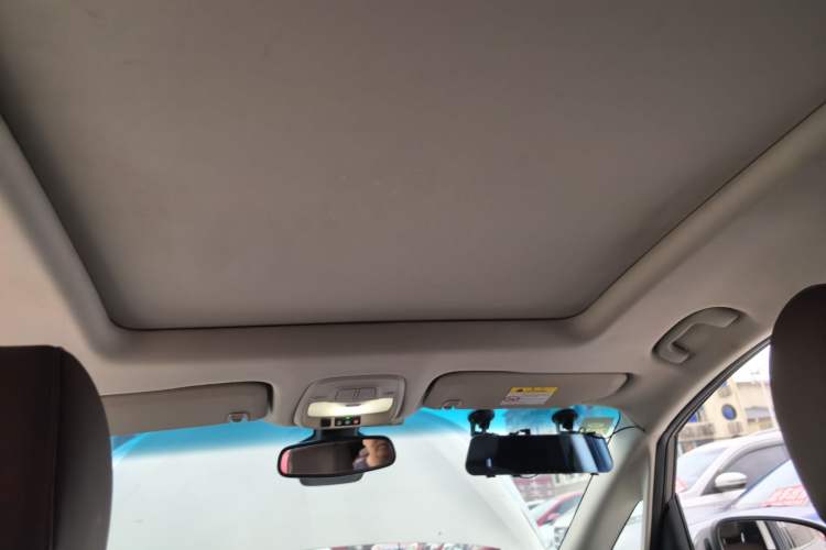 Used Buick GL6 2019 18T 6-Seater Connected Luxury Version China VI Standard Headliner