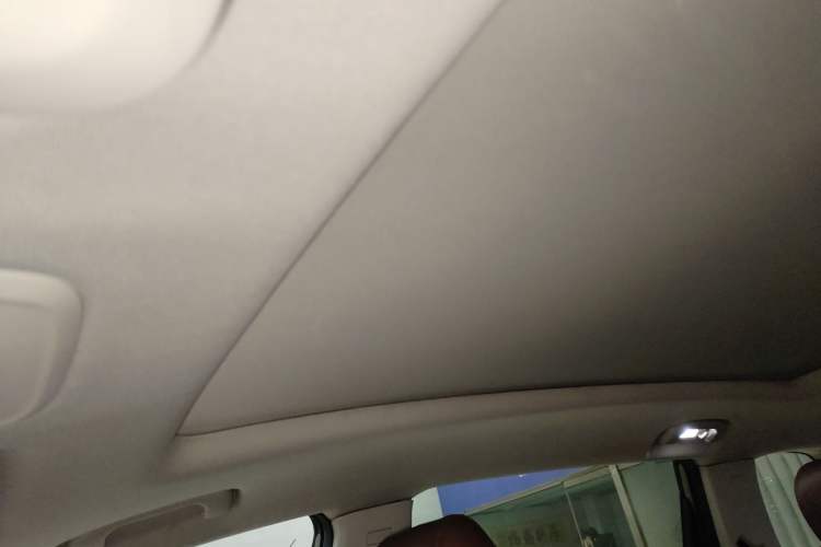 Used Buick GL6 2019 18T 6-Seater Connected Luxury Version China VI Standard Headliner