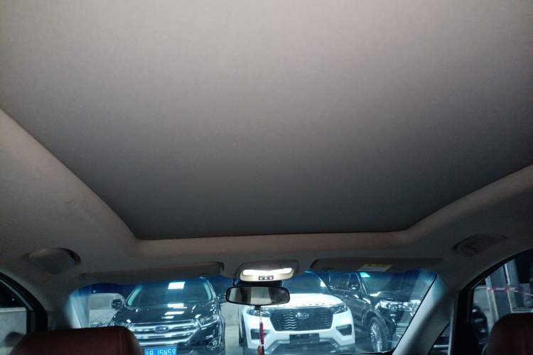 Used Buick GL6 2019 18T 6-Seater Connected Luxury Version China VI Standard Headliner