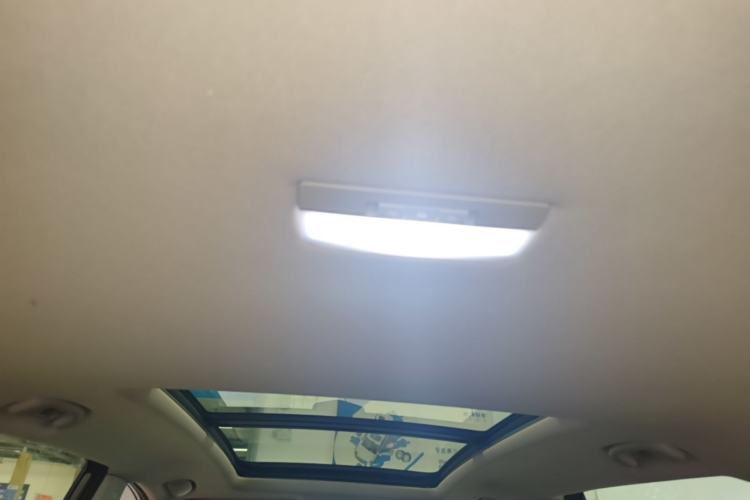 Used Buick GL6 2019 18T 6-Seater Connected Luxury Version China VI Standard Headliner