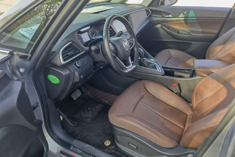 Used Buick GL6 2019 18T 6-Seater Connected Luxury Version China VI Standard Interior 1