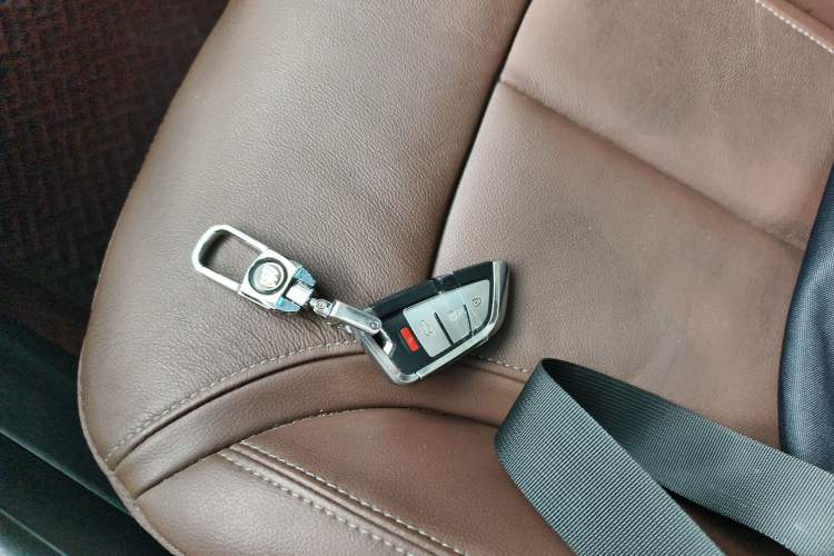 Used Buick GL6 2019 18T 6-Seater Connected Luxury Version China V Standard Interior 1