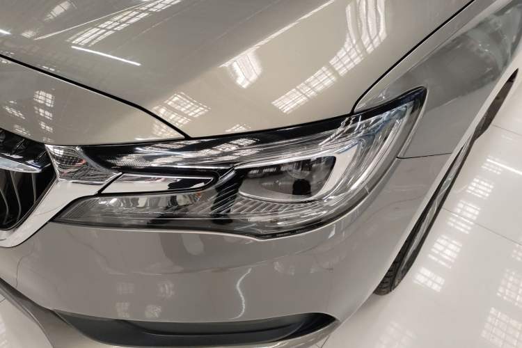 Used Buick GL6 2019 18T 6-Seater Connected Luxury Version China VI Standard Left Front Headlight