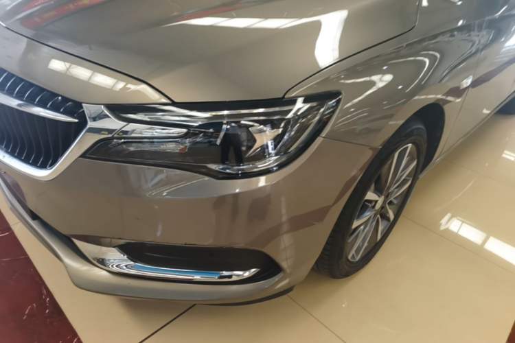 Used Buick GL6 2019 18T 6-Seater Connected Luxury Version China VI Standard Left Front Headlight