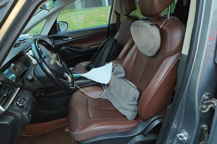 Used Buick GL6 2019 18T 6-Seater Connected Luxury Version China VI Standard Left Front Seat