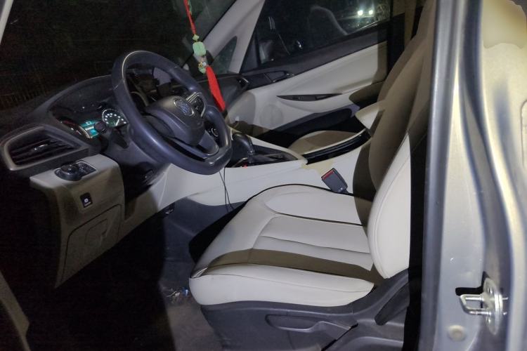 Used Buick GL6 2019 18T 6-Seater Elite Version China VI Standard Left Front Seat