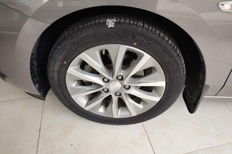 Used Buick GL6 2019 18T 6-Seater Connected Luxury Version China VI Standard Left Front Wheel Hub