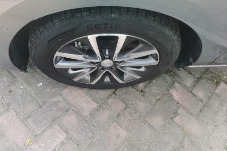 Used Buick GL6 2019 18T 6-Seater Connected Luxury Version China VI Standard Left Front Wheel Hub