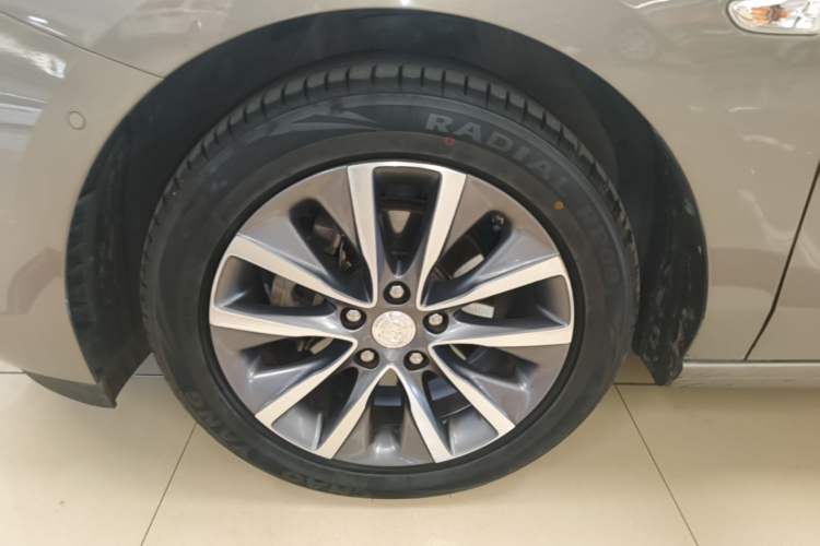 Used Buick GL6 2019 18T 6-Seater Connected Luxury Version China VI Standard Left Front Wheel Hub