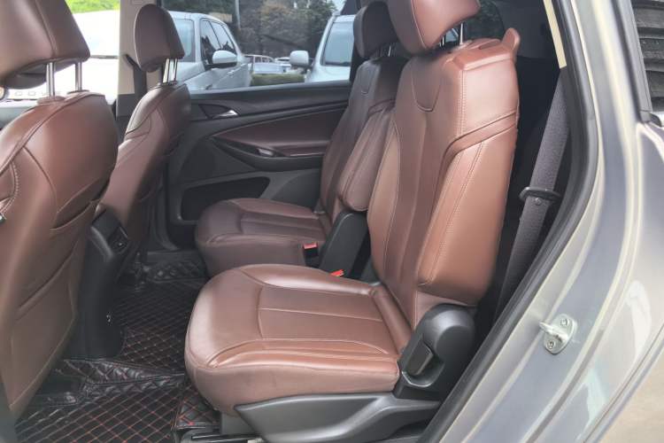 Used Buick GL6 2019 18T 6-Seater Connected Luxury Version China VI Standard Left Rear Seat