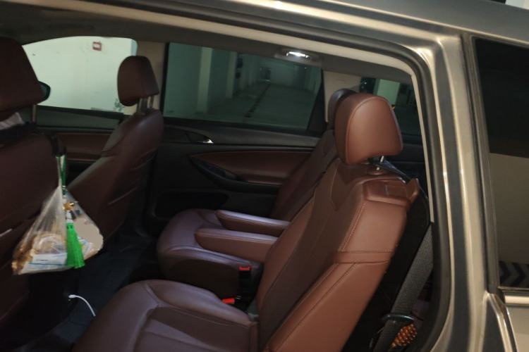 Used Buick GL6 2019 18T 6-Seater Connected Luxury Version China VI Standard Left Rear Seat