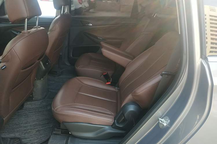 Used Buick GL6 2019 18T 6-Seater Connected Luxury Version China V Standard Left Rear Seat