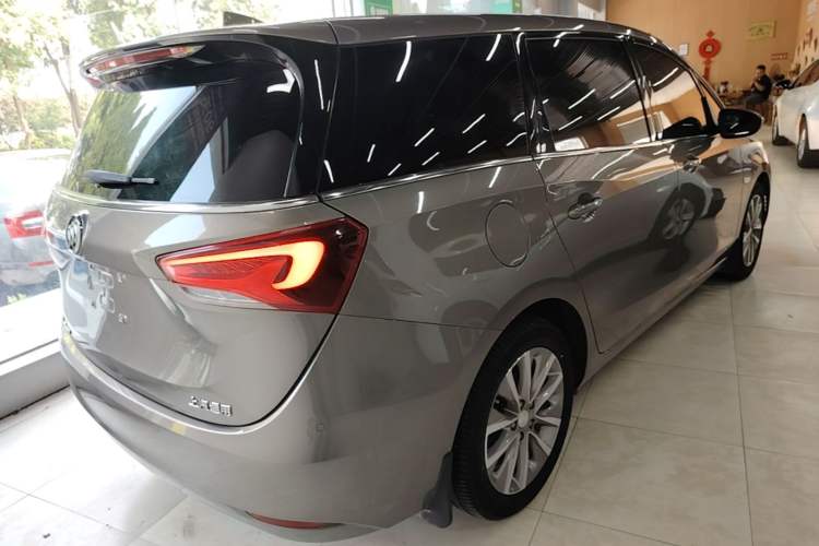 Used Buick GL6 2019 18T 6-Seater Connected Luxury Version China VI Standard Rear Right 45 Deg
