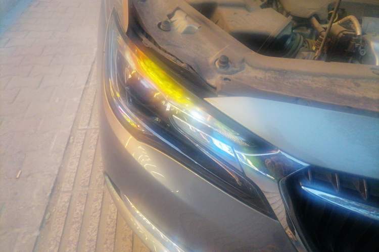 Used Buick GL6 2019 18T 6-Seater Connected Luxury Version China V Standard Right Front Headlight