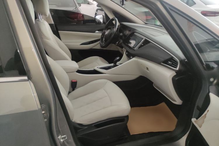 Used Buick GL6 2019 18T 6-Seater Elite Version China VI Standard Right Front Seat
