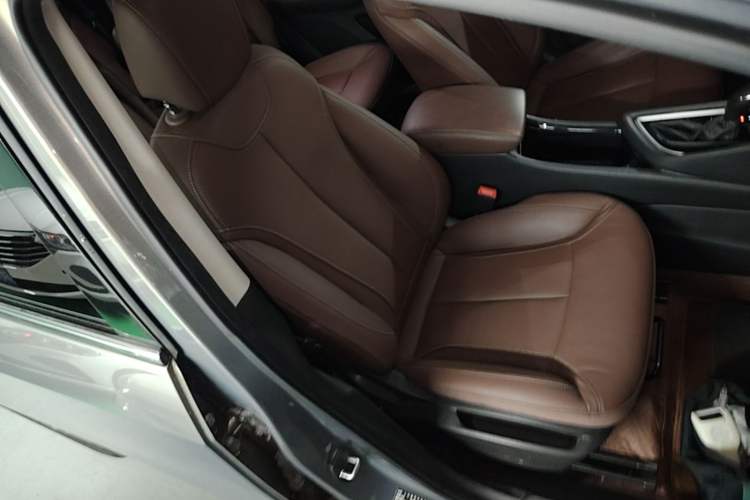 Used Buick GL6 2019 18T 6-Seater Connected Luxury Version China V Standard Right Front Seat