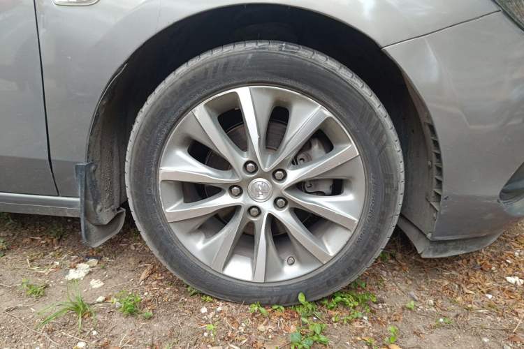 Used Buick GL6 2019 18T 6-Seater Elite Version China V Standard Right Front Wheel Hub