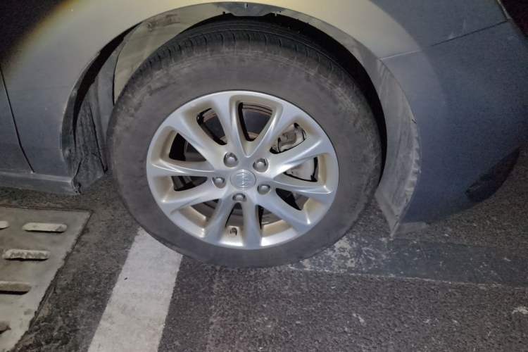 Used Buick GL6 2019 18T 6-Seater Elite Version China VI Standard Right Front Wheel Hub