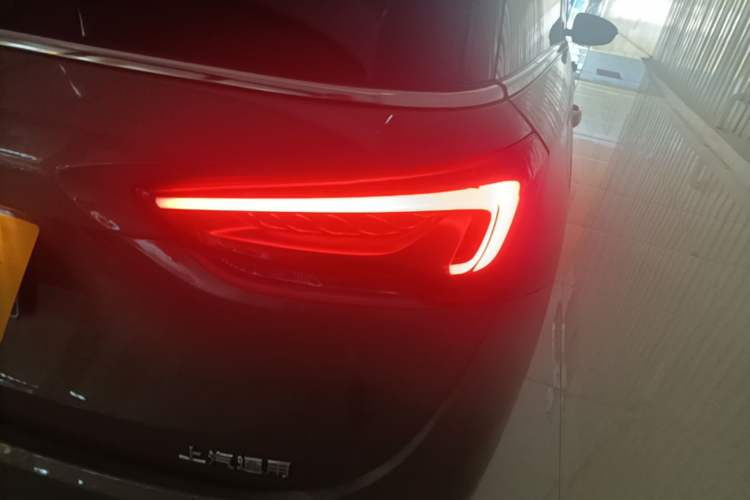 Used Buick GL6 2019 18T 6-Seater Connected Luxury Version China VI Standard Right Rear Taillight