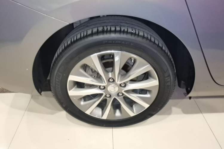 Used Buick GL6 2019 18T 6-Seater Connected Luxury Version China V Standard Right Rear Wheel Hub