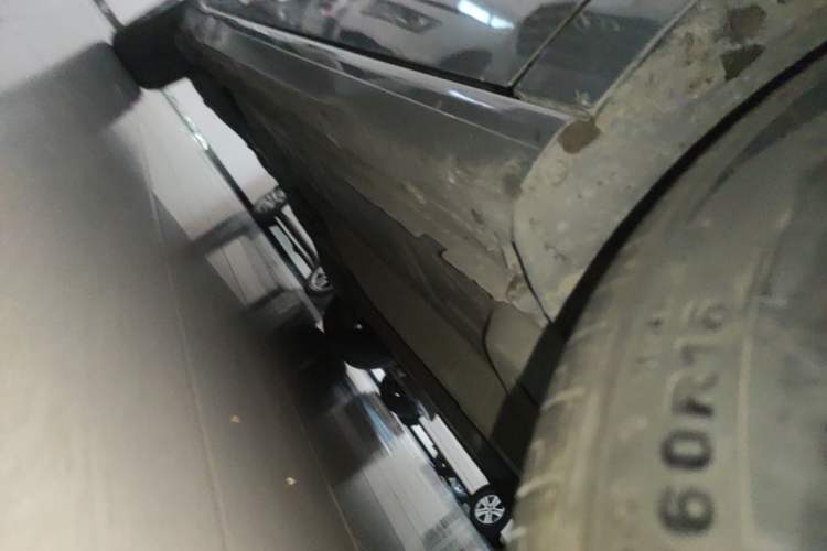 Used Buick GL6 2019 18T 6-Seater Elite Version China VI Standard Right Side Sill