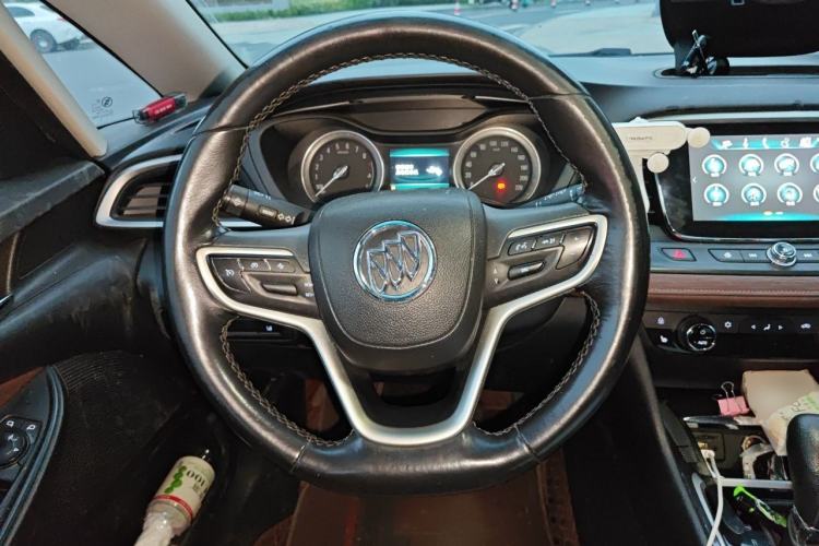 Used Buick GL6 2019 18T 6-Seater Connected Luxury Version China VI Standard Steering Wheel