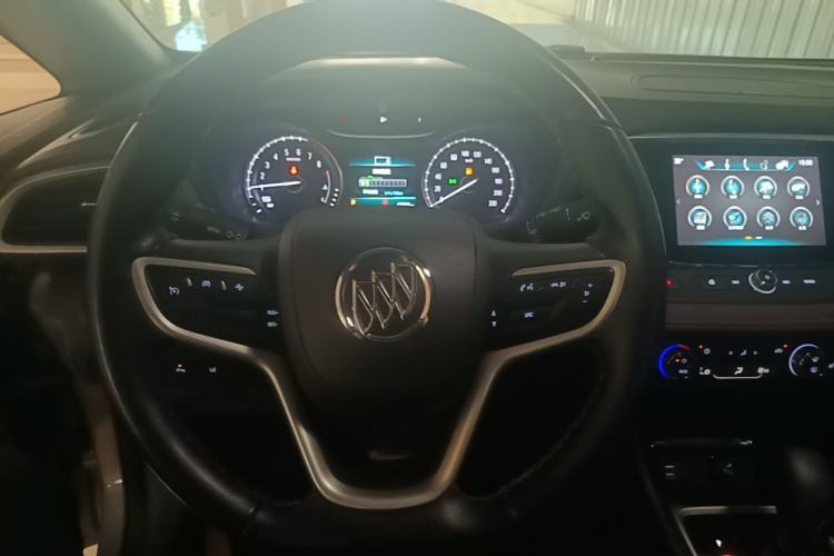 Used Buick GL6 2019 18T 6-Seater Connected Luxury Version China VI Standard Steering Wheel