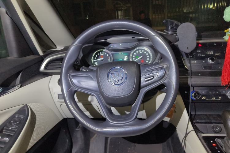 Used Buick GL6 2019 18T 6-Seater Elite Version China VI Standard Steering Wheel