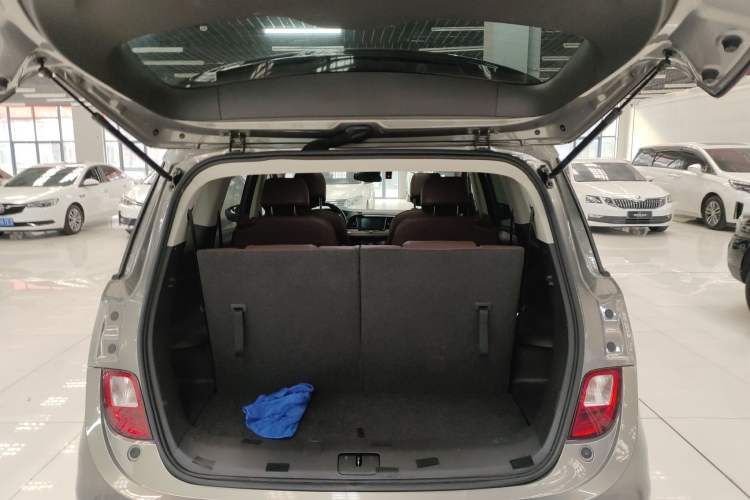 Used Buick GL6 2019 18T 6-Seater Connected Luxury Version China VI Standard Trunk