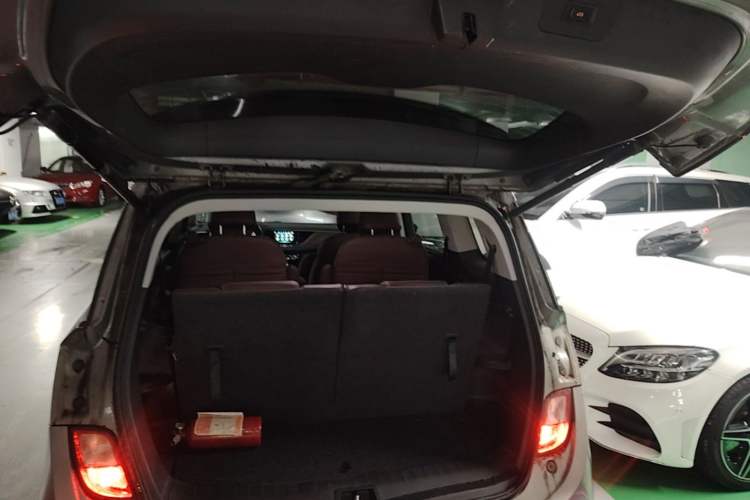 Used Buick GL6 2019 18T 6-Seater Connected Luxury Version China V Standard Trunk