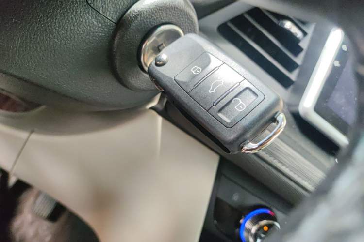 Used Buick GL6 2019 18T 6-Seater Elite Version China VI Standard Vehicle Key
