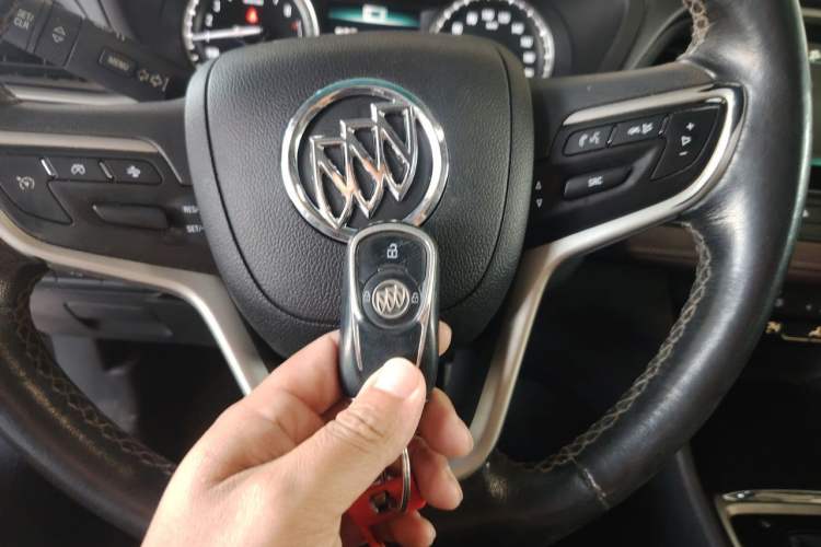Used Buick GL6 2019 18T 6-Seater Elite Version China VI Standard Vehicle Key