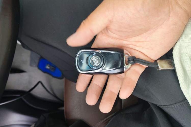Used Buick GL6 2019 18T 6-Seater Connected Luxury Version China V Standard Vehicle Key