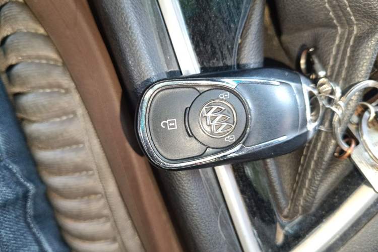 Used Buick GL6 2019 18T 6-Seater Elite Version China V Standard Vehicle Key