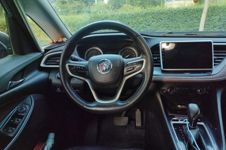 Used Buick GL6 2019 18T 6-Seater Connected Luxury Version China VI Standard Steering Wheel