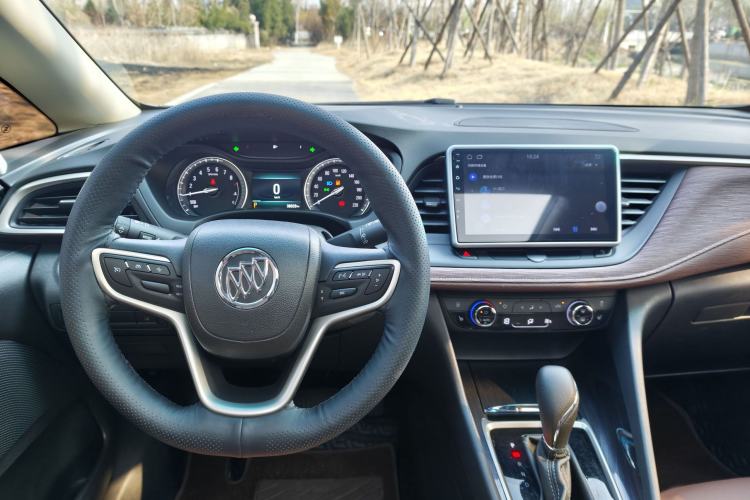 Used Buick GL6 2019 18T 6-Seater Connected Luxury Version China VI Standard Audio And AC Panel