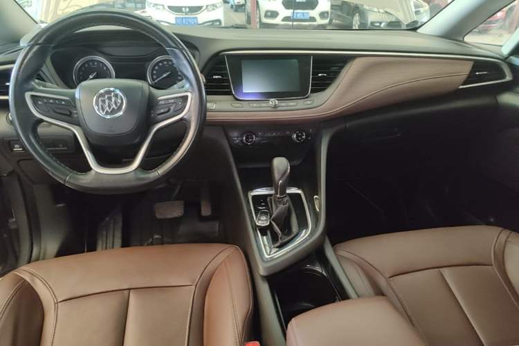 Used Buick GL6 2019 18T 6-Seater Connected Luxury Version China V Standard Center Console