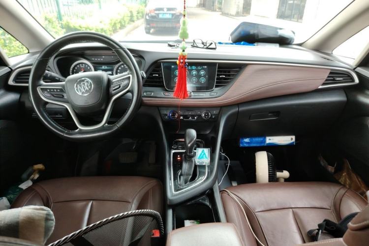 Used Buick GL6 2019 18T 6-Seater Connected Luxury Version China VI Standard Center Console