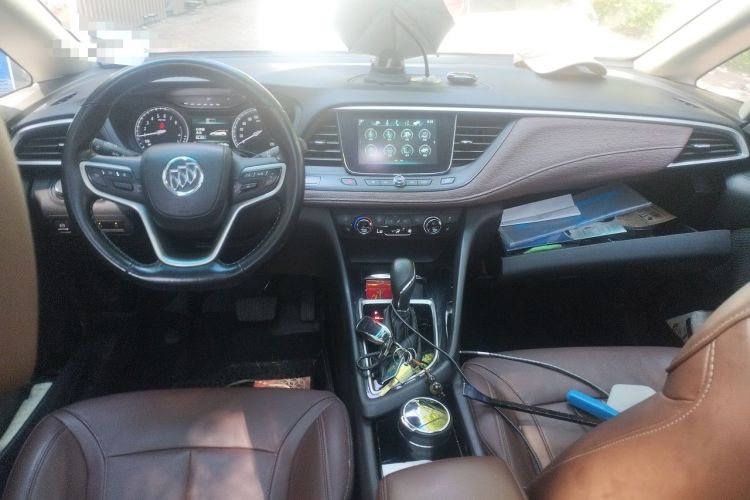 Used Buick GL6 2019 18T 6-Seater Connected Luxury Version China VI Standard Center Console