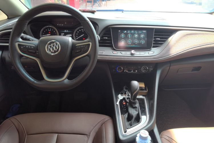 Used Buick GL6 2019 18T 6-Seater Connected Luxury Version China V Standard Center Console