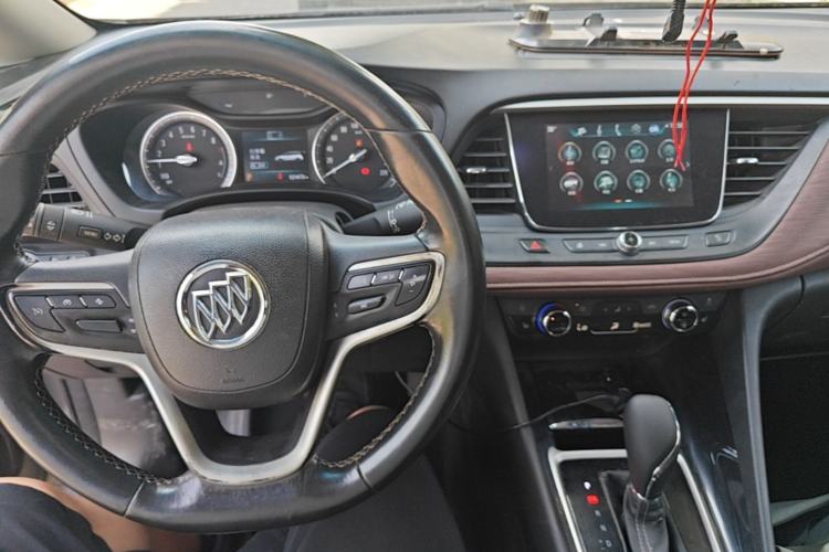 Used Buick GL6 2019 18T 6-Seater Connected Luxury Version China VI Standard Center Console