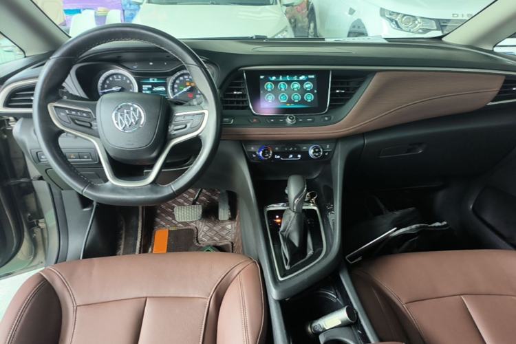 Used Buick GL6 2019 18T 6-Seater Connected Luxury Version China VI Standard Center Console
