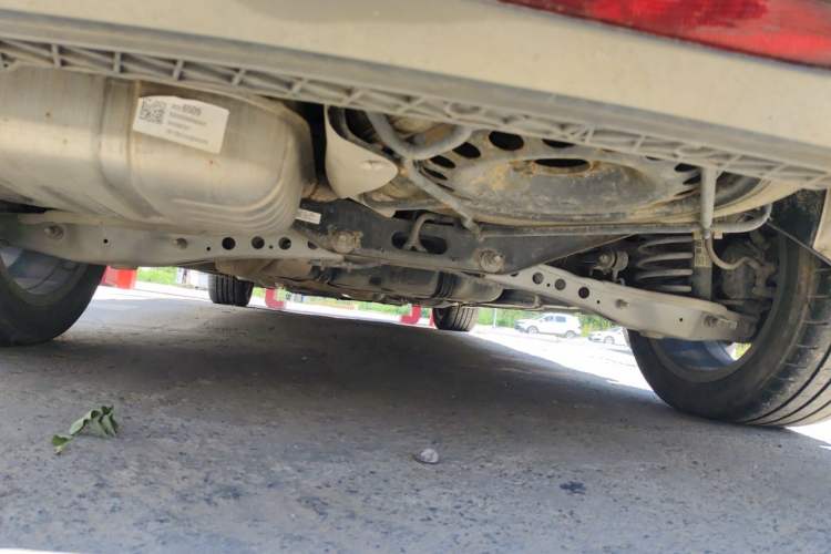 Used Buick GL6 2019 18T 6-Seater Connected Luxury Version China VI Standard Chassis Rear