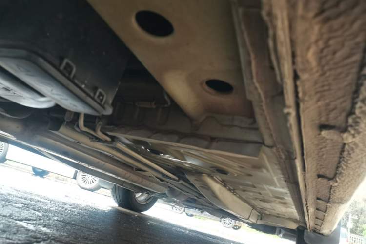 Used Buick GL6 2019 18T 5-Seater Connected Luxury Version China V Standard Chassis Rear Right