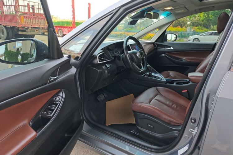 Used Buick GL6 2019 18T 6-Seater Connected Luxury Version China VI Standard Driver Seat