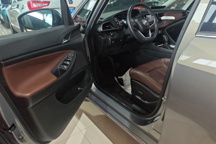 Used Buick GL6 2019 18T 6-Seater Connected Luxury Version China VI Standard Driver Seat