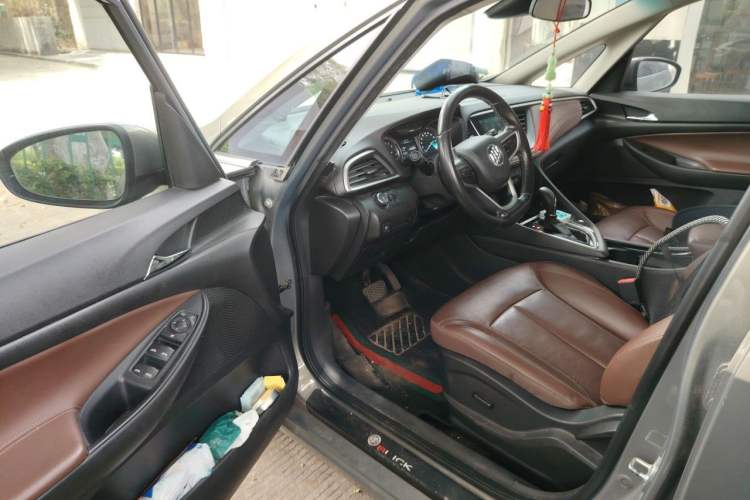Used Buick GL6 2019 18T 6-Seater Connected Luxury Version China VI Standard Driver Seat