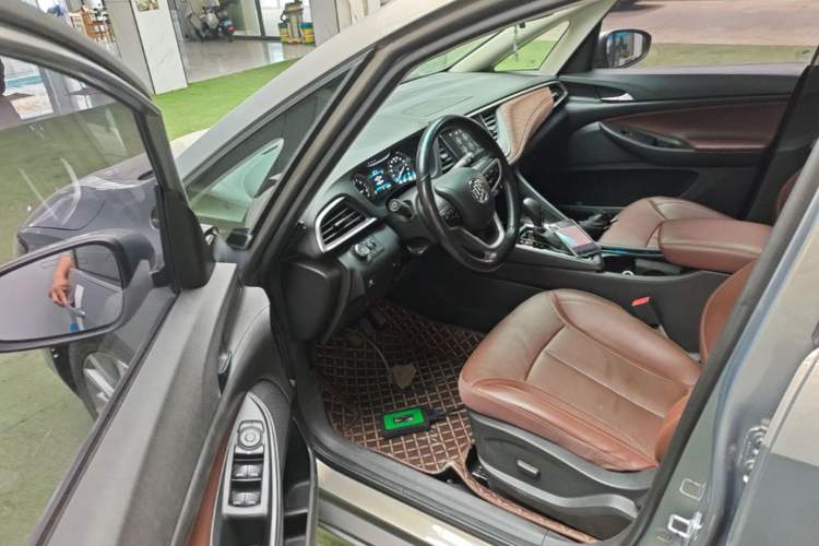 Used Buick GL6 2019 18T 6-Seater Connected Luxury Version China VI Standard Driver Seat