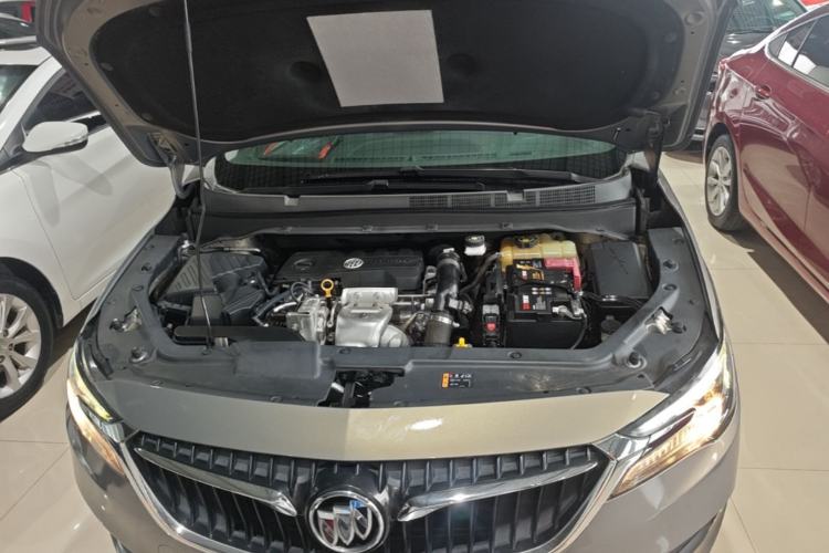 Used Buick GL6 2019 18T 6-Seater Connected Luxury Version China VI Standard Engine Bay