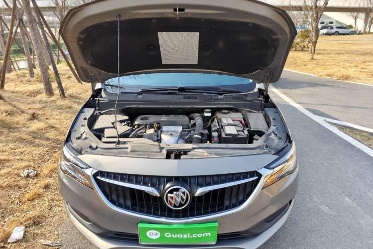 Used Buick GL6 2019 18T 6-Seater Connected Luxury Version China VI Standard Engine Bay